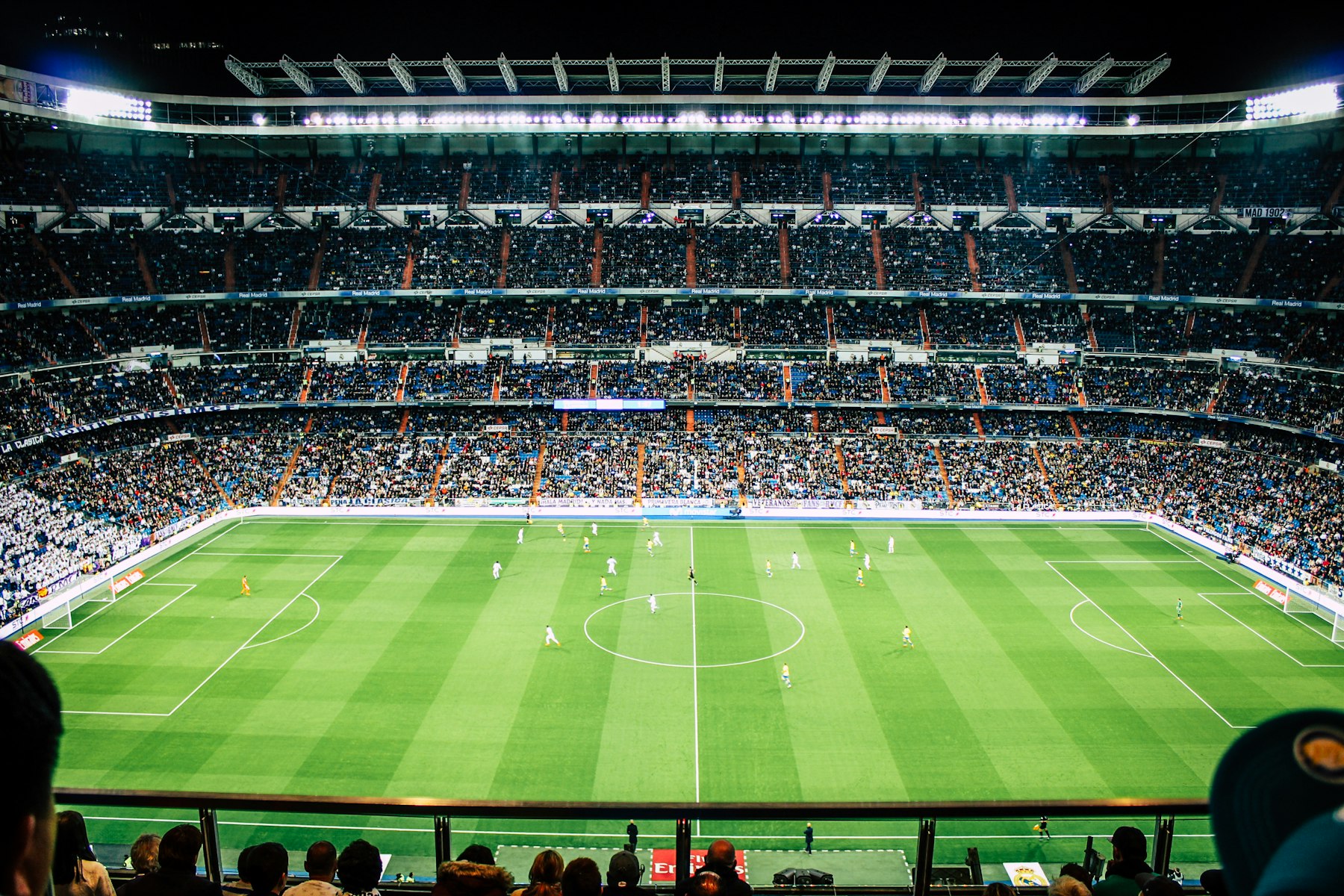Stadium packed for Julio Cesar tribute night